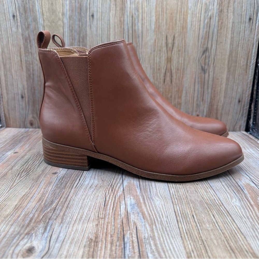J Crew Faux Leather Pull On Chelsea Boots Brown Warm Sepia Womens Size 9.5